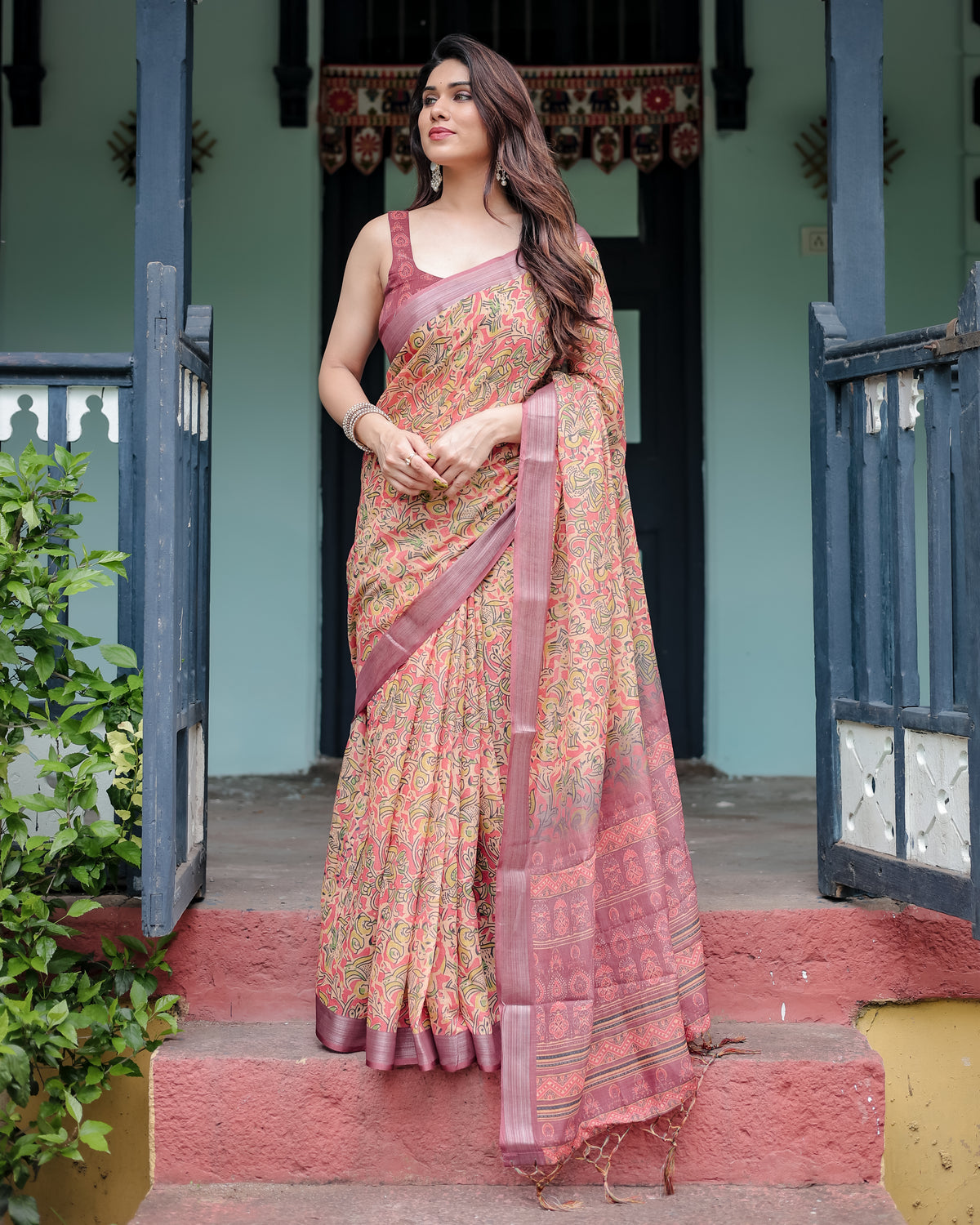 Peach Pink Floral Printed Saree with Traditional Border