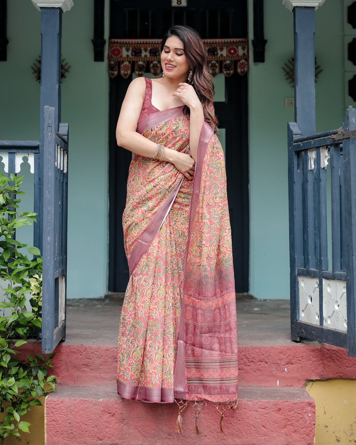 Peach Pink Floral Printed Saree with Traditional Border