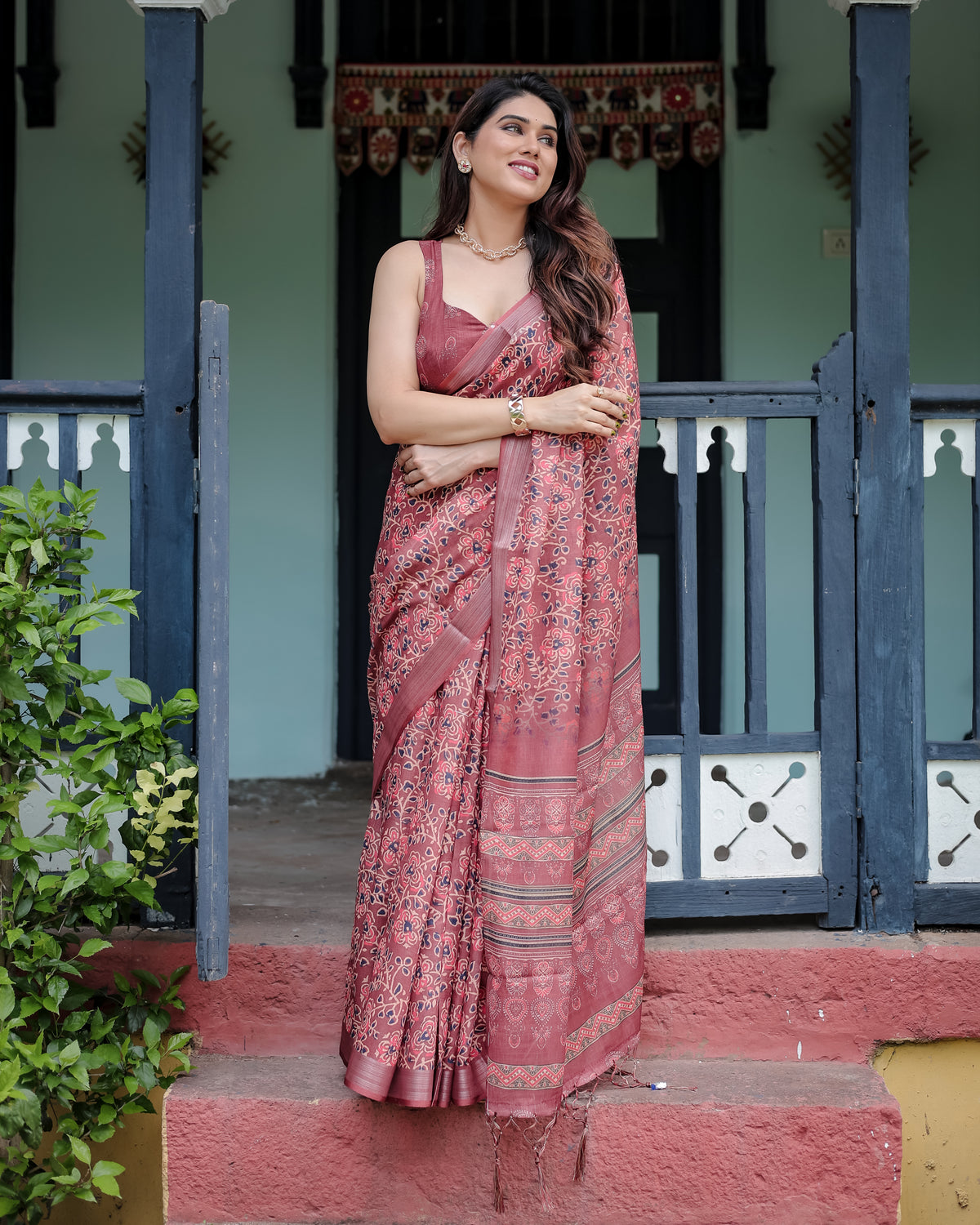 Rose Pink Floral Printed Saree with Traditional Border