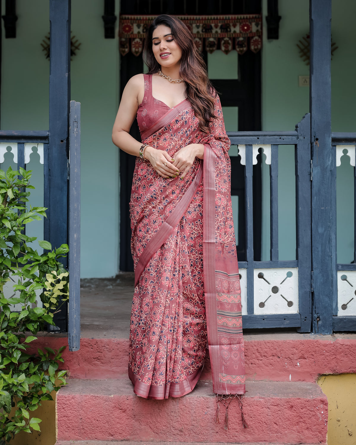 Rose Pink Floral Printed Saree with Traditional Border